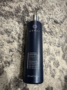 MONAT Volumizing Revive Shampoo